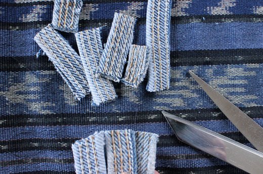 Cut the seam strips