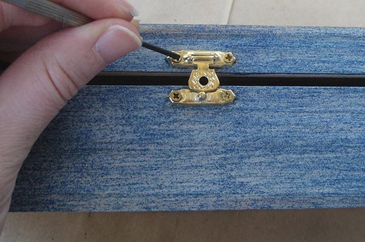 Re-attach Metal Clasp
