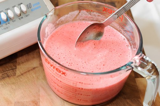 Strawberry Layers: Puree the Strawberrys
