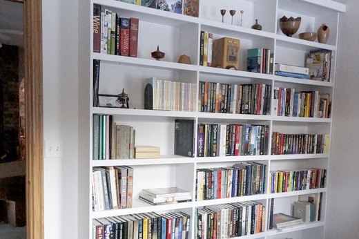 DIY Built-In Book Case