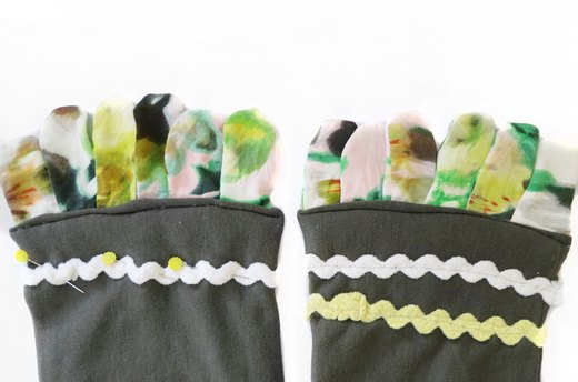 Decorate the Scarf