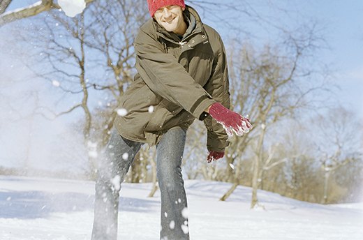Play Snowy Baseball