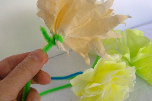 Tie Off with Pipe Cleaner
