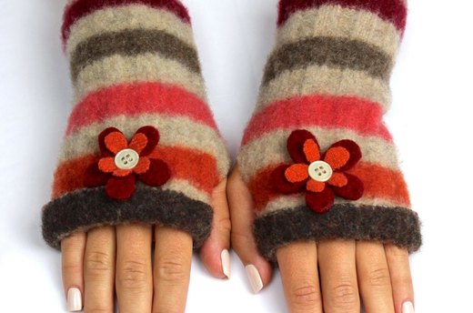 How to Make Felt Fingerless Gloves