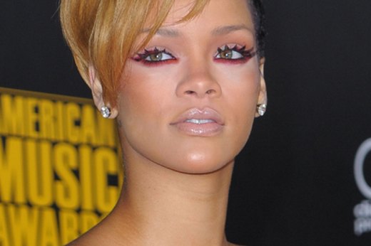 For Hazel Eyes: Magenta