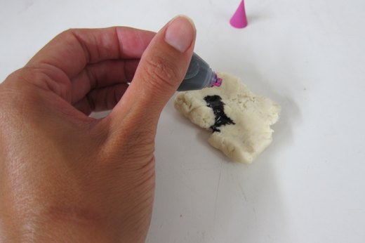 Color the Bread Dough