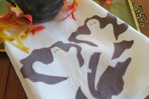 Appliqued Halloween Hand Towels