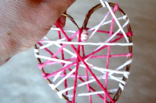 Cross Heart With Yarn