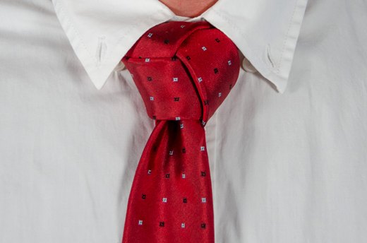 How to Tie a Trinity Tie Knot