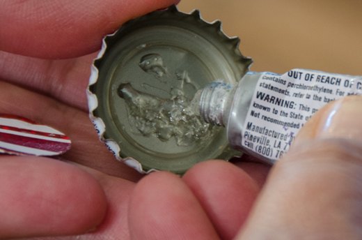 Glue Images into Bottle Caps