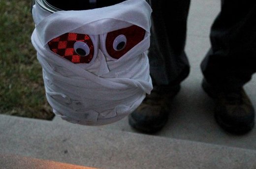 DIY Trick-or-Treat Totes