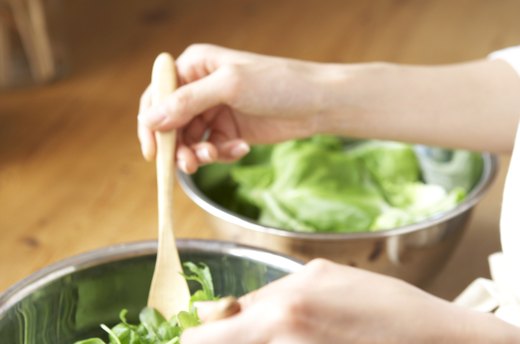 Toss in Fresh Lemon Juice Instead of Dressing