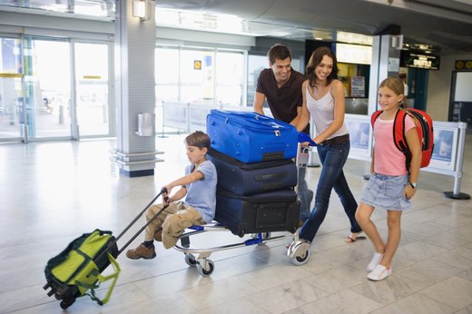 10 Ways to Save on Holiday Travel