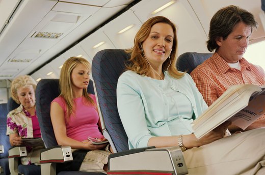 How to Stay Healthy While Flying