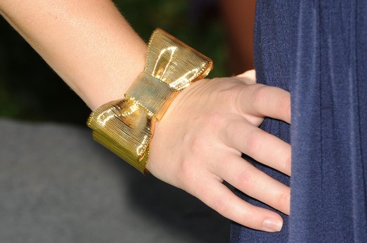 Bow as Bracelet