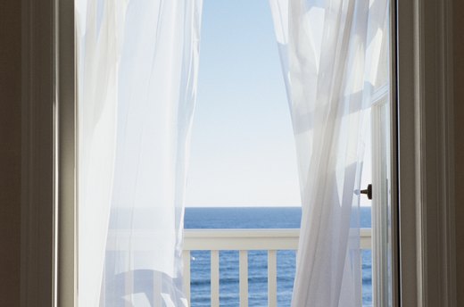 Cheap, Cheerful Curtains