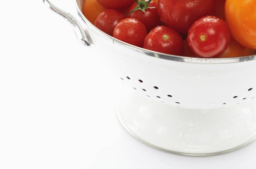 Tomato, Chickpea and Feta Salad