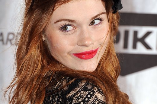 Blow a Kiss With Red-Hot Lips