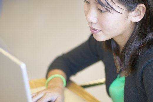 Note-Taking in the Digital Age