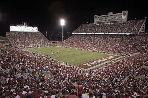 16. Oklahoma's Gaylord Family-Oklahoma Memorial Stadium, capacity 82,112