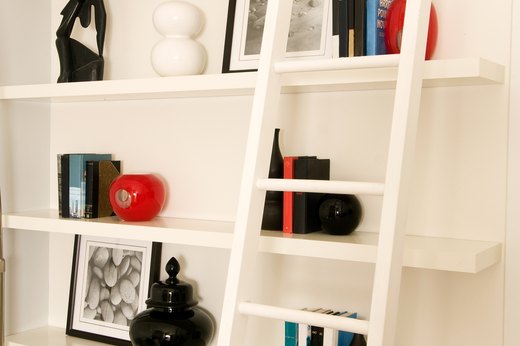 Display Yourself on Shelves