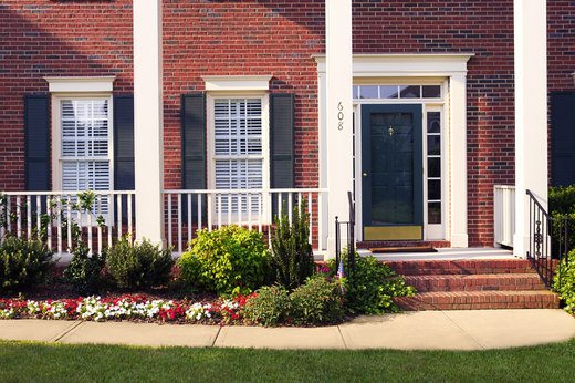 Hang Shutters