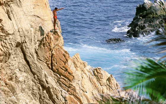 Acapulco, famous for its cliff divers