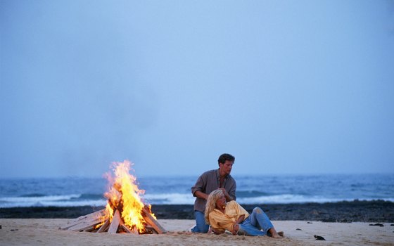 A Monterey company offers private beach bonfires to romantic couples.