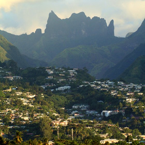Tahiti can be an enchanting, romantic vacation if you plan it right.