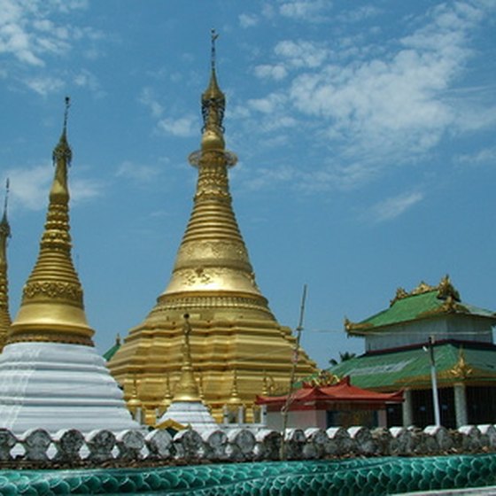 Myanmar temples recall traditions that are still honored in the 21st century.