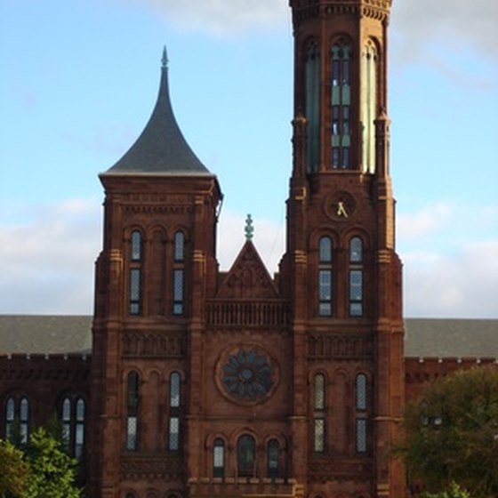 There are a number of hotels near the Smithsonian Institution Complex