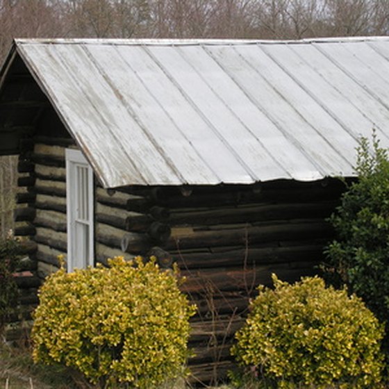Several log cabins rentals exist in Asheville, NC due to the seclusion and wooded areas