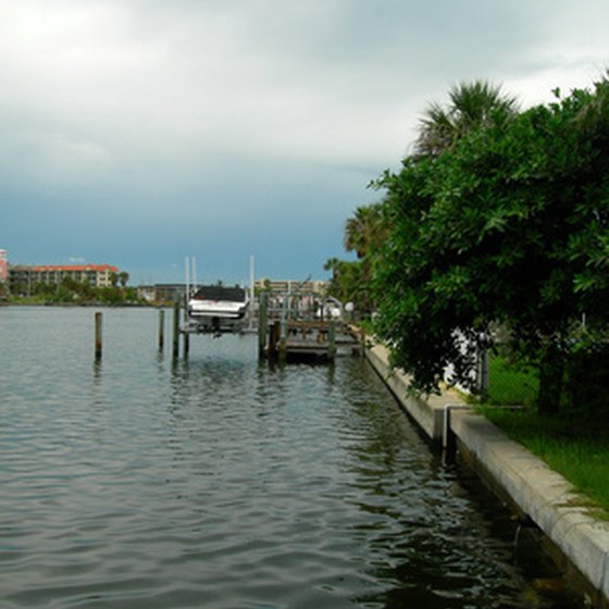 Stay in a waterfront hotel on the Tampa Bay.