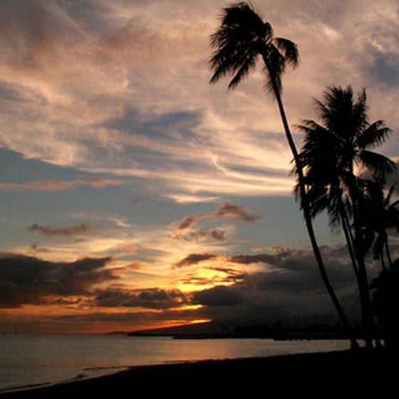 Hawaii is known for its sunsets.
