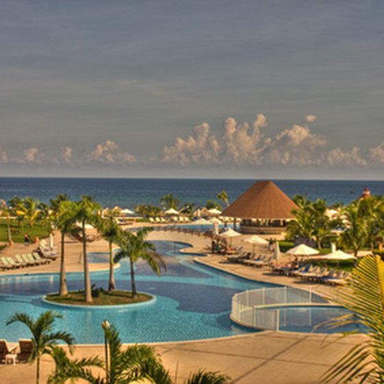 Jamaican beach hotels offer guests easy access to the Caribbean Sea and its white sand beaches.