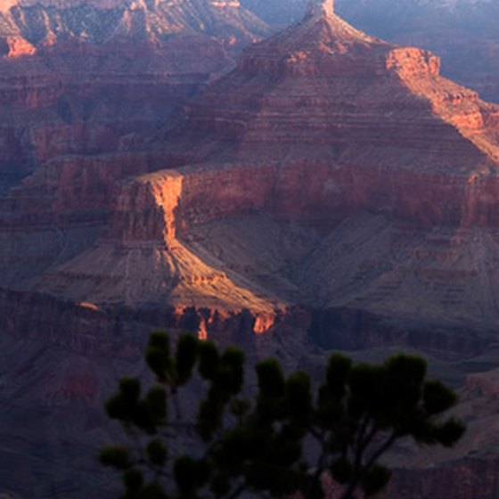 Spend a few nights close to the Grand Canyon National Park.