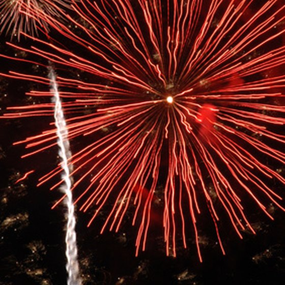 Many American cities host elaborate July 4 celebrations with grand fireworks displays.