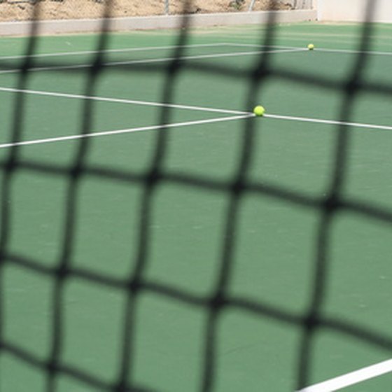 San Diego has a number of hotels serving up tennis play.