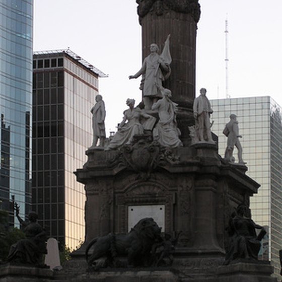 Mexico City's Monument to Independence honors its heroes.