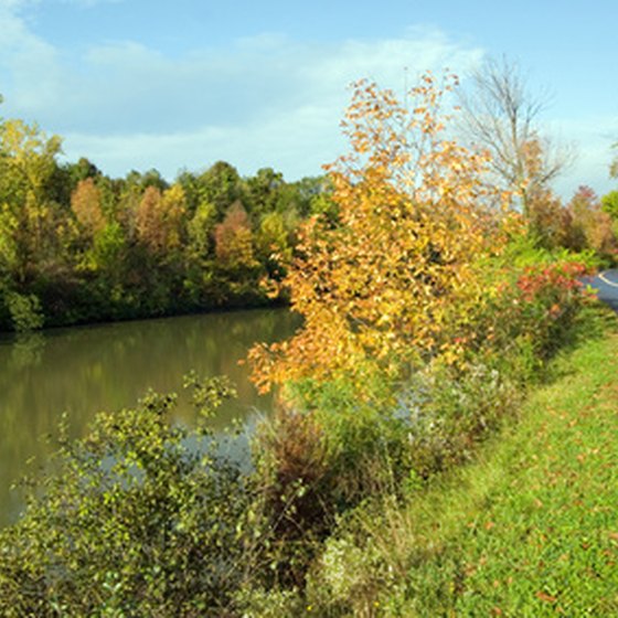The Erie Canal crosses through the town of Verona.