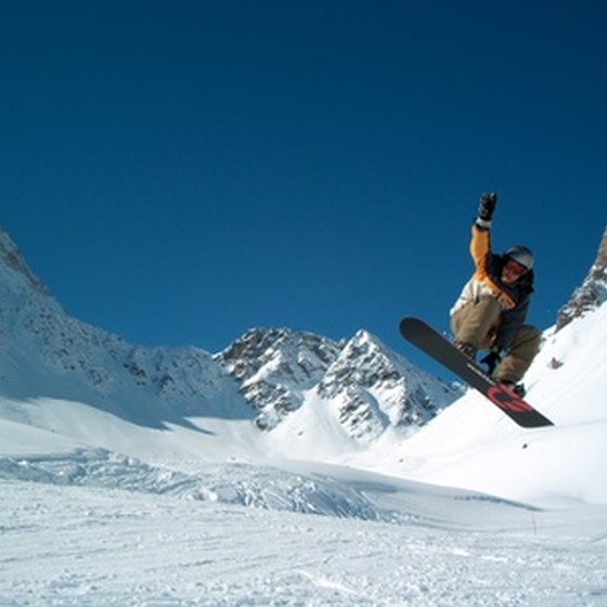 Vermont, New York and Maine all have snowboarding resorts.