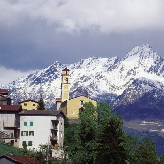 With two snow-capped mountain ranges, northern Italian weather is far from Mediterranean.