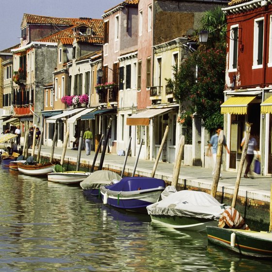Many tours stop at Murano, an island in the Venetian lagoon.