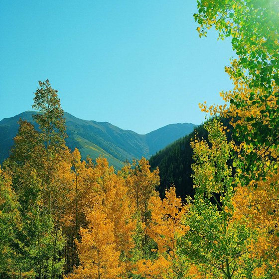 Pleasant weather and colorful foliage make autumn perfect for Colorado hiking.