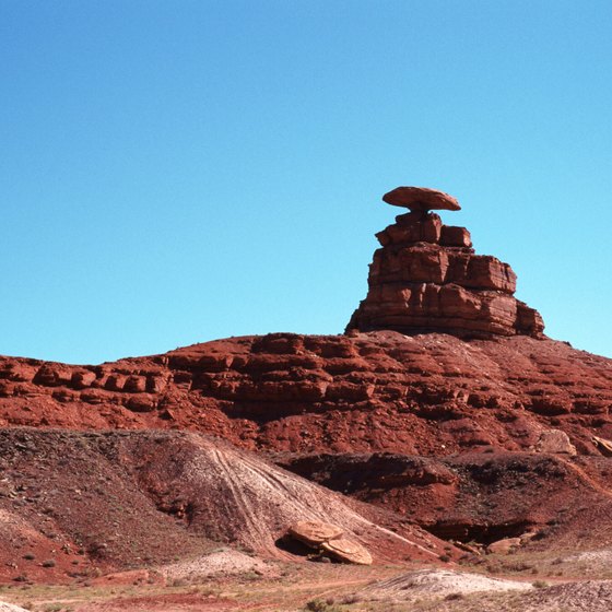 Mexican Hat got its name from this odd, sombrero-like rock.