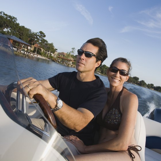 From speed boats to family cruisers, they're all available for rent in Cape Coral.