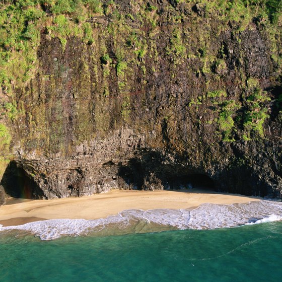 What Are The Most Lush & Secluded Beaches In Kauai, Hawaii? | USA Today