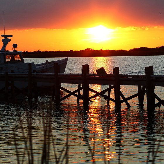 Places With Piers in Maryland to Go Crabbing & Fishing