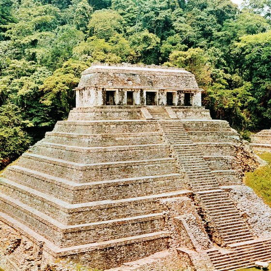 An all-inclusive trip to Mexico can have single travelers enjoying Mayan ruins without worrying about how to get there.