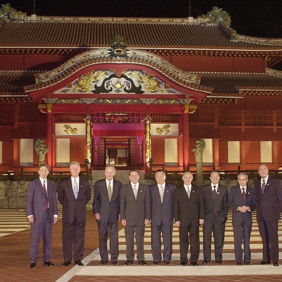 Leaders of the G8 Summit visited Shuri Castle in Naha during their 2000 meeting.